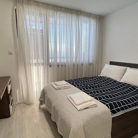 Ross Holiday Home Burgas Stad Buitenkant foto